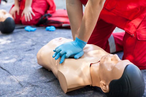 First Aid Course: How to Perform CPR On Adults, Children, And Infants