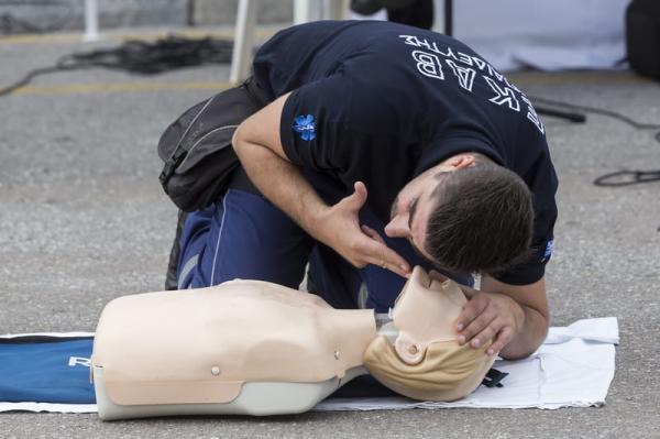 The Right First Aid Course Level for Your Needs: First Aid Course Options