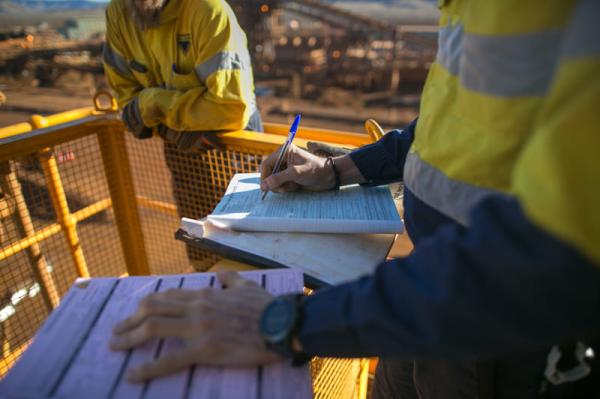 Career Pathways After Completing a Safety Officer Course
