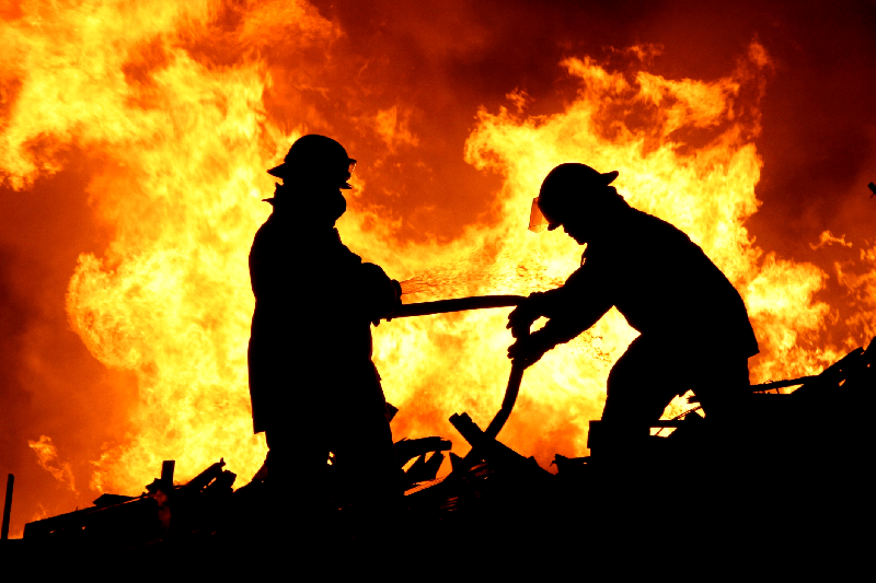 fire-fighting-training-two-silhouttes-flames