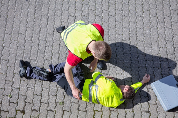 first-aid-course-injured-employee-empowered-employee