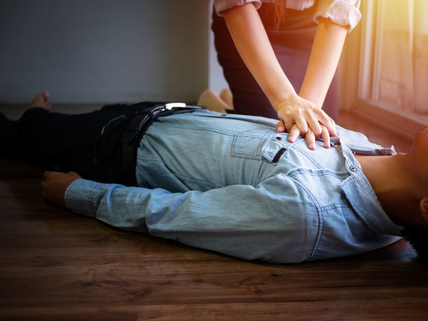 First-Aid-Course-Lady-Providing-CPR