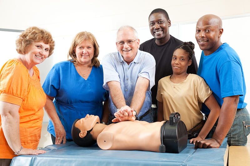 first-aid-training-class-on-cpr