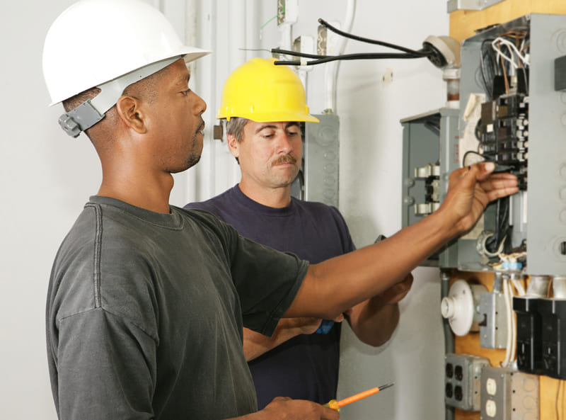 safety-officer-course-electrician