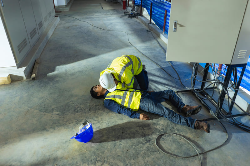 first-aid-course-safety-first-aid-employee-accident-at-work