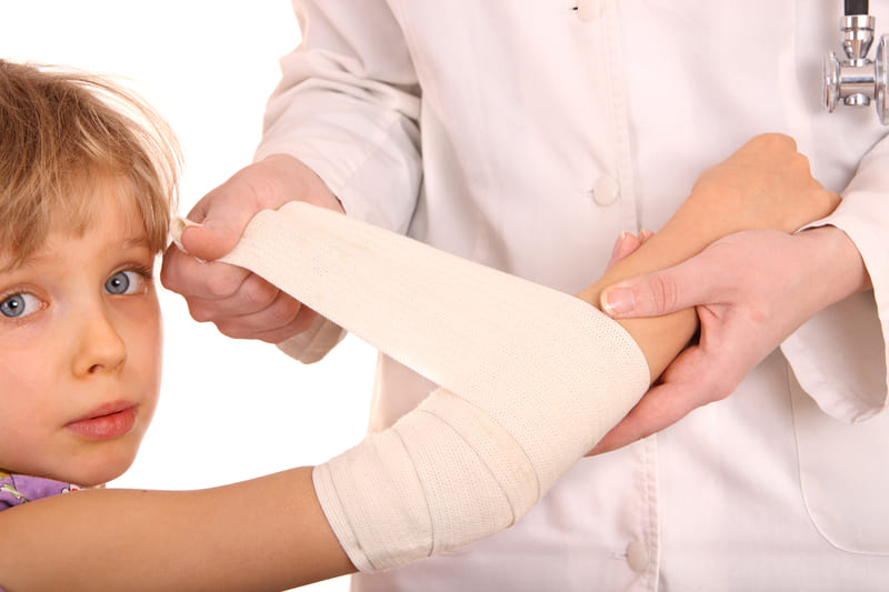 EMCARE - First Aid Training -  bandage for child