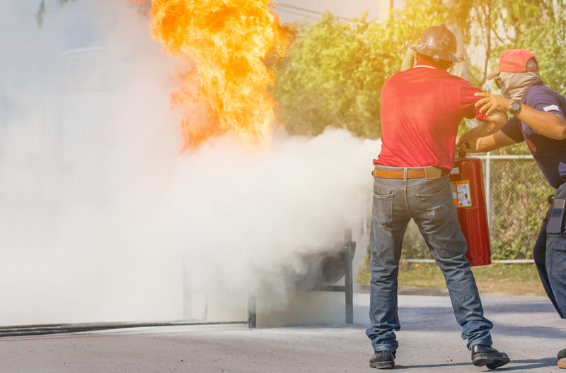 fire-fighting-training-firefighter-training-instructor-training-how-to-use-a-fire-extinguisher-for-fighting-fire