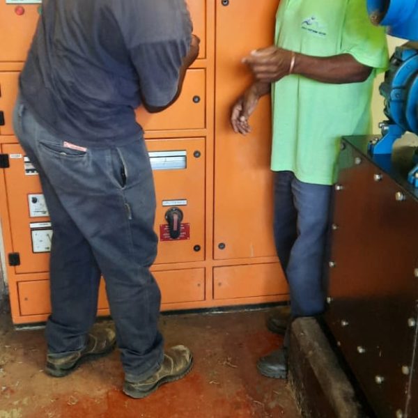 EMCARE Lock out and Permit to Work (7)