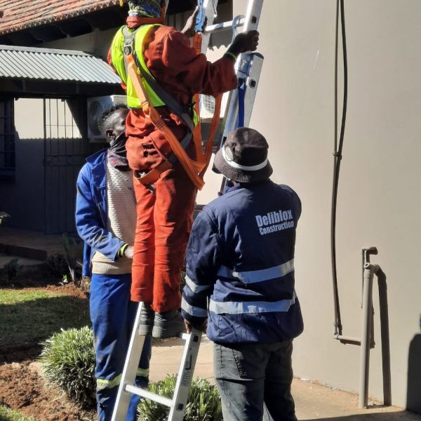 EMCARE Portable Ladder Course (4)
