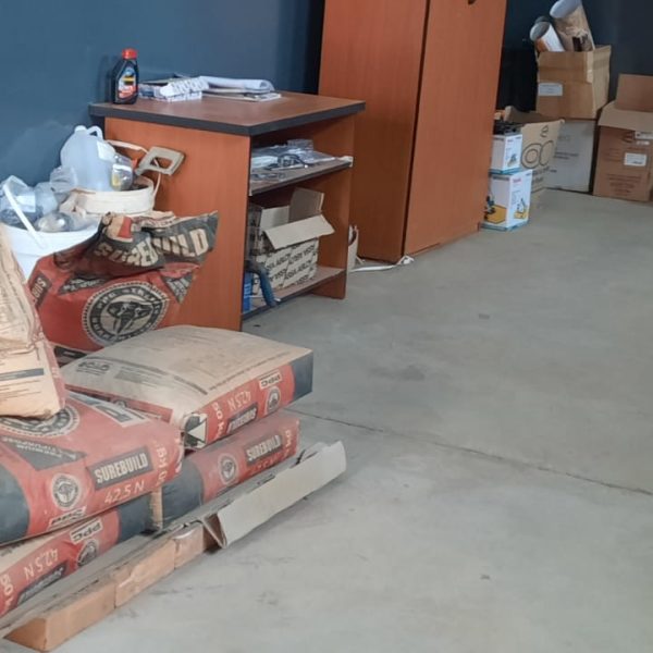 EMCARE Safe Stacking & Storage (8)